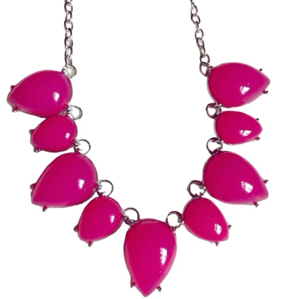 NWT Pink Teardrop Statement Necklace
